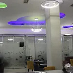 Adriatiku I Vjeter ホテル Shëngjin