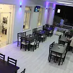 Adriatiku I Vjeter ホテル Shëngjin