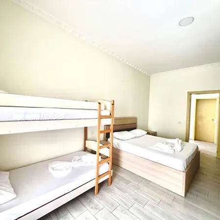 Otel Adriatiku I Vjeter Shëngjin