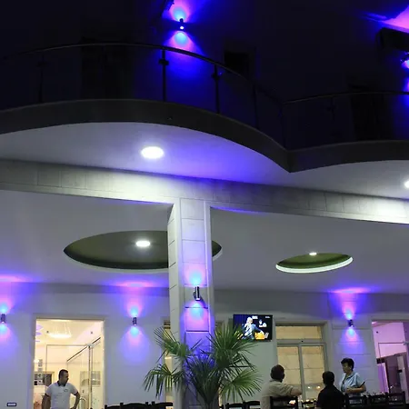 Otel Adriatiku I Vjeter