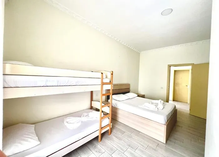 Hotel Adriatiku I Vjeter Shëngjin